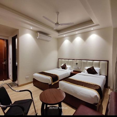 Mds Royal Resort Tulsipur Kültér fotó