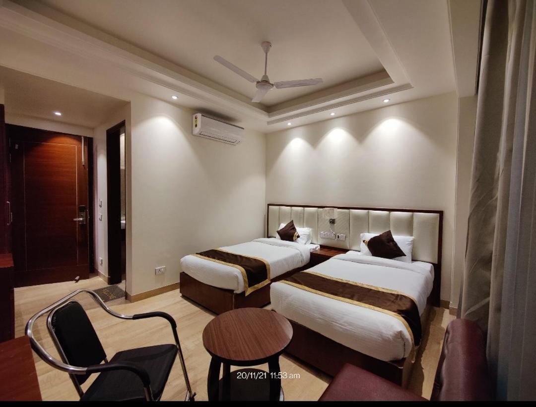 Mds Royal Resort Tulsipur Kültér fotó